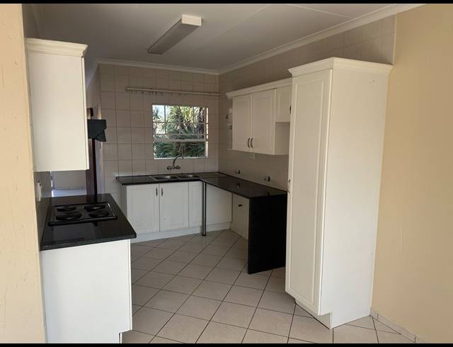 2 BEDROOM APARTMENT FOR SALE IN KENLEAF